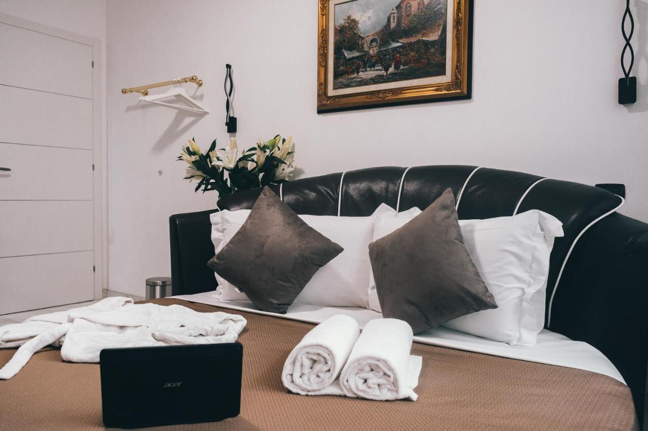 Gregorio VII Luxury Suites San Damaso Róma Kültér fotó